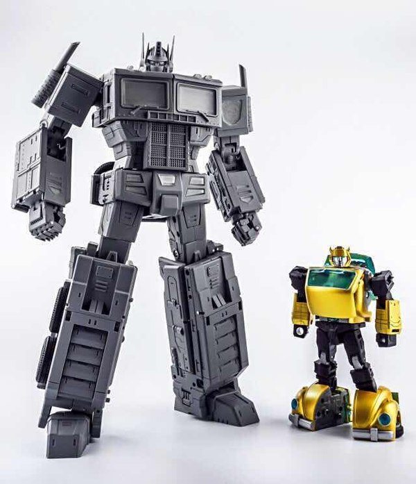 Toy World Announce Not Optimus Prime MP Scale Figure Project Images  (1 of 2)